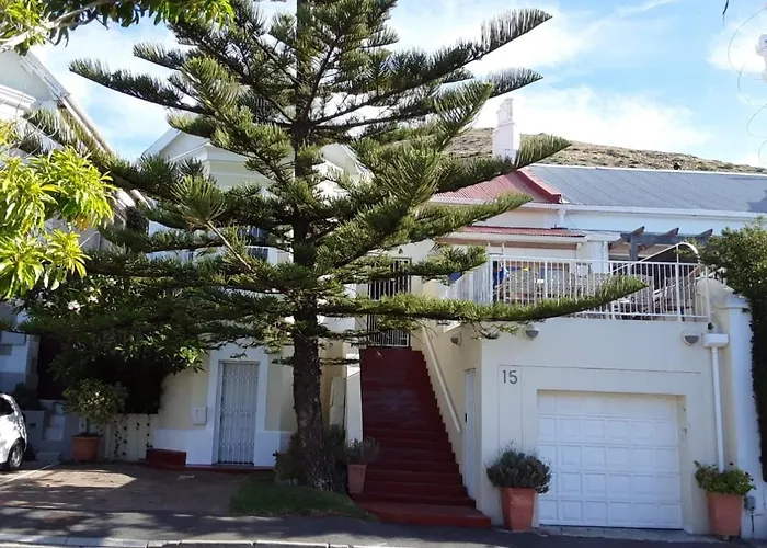 15 Braeside