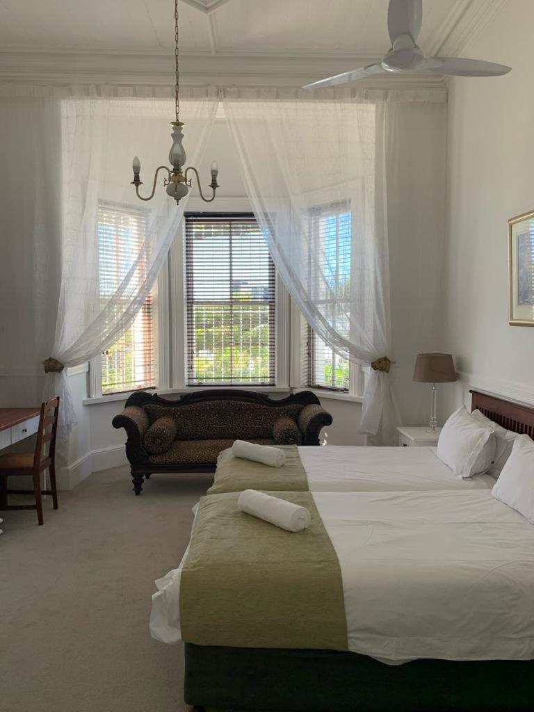 15 Braeside